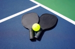 Tác động của mặt sân đến lối chơi pickleball